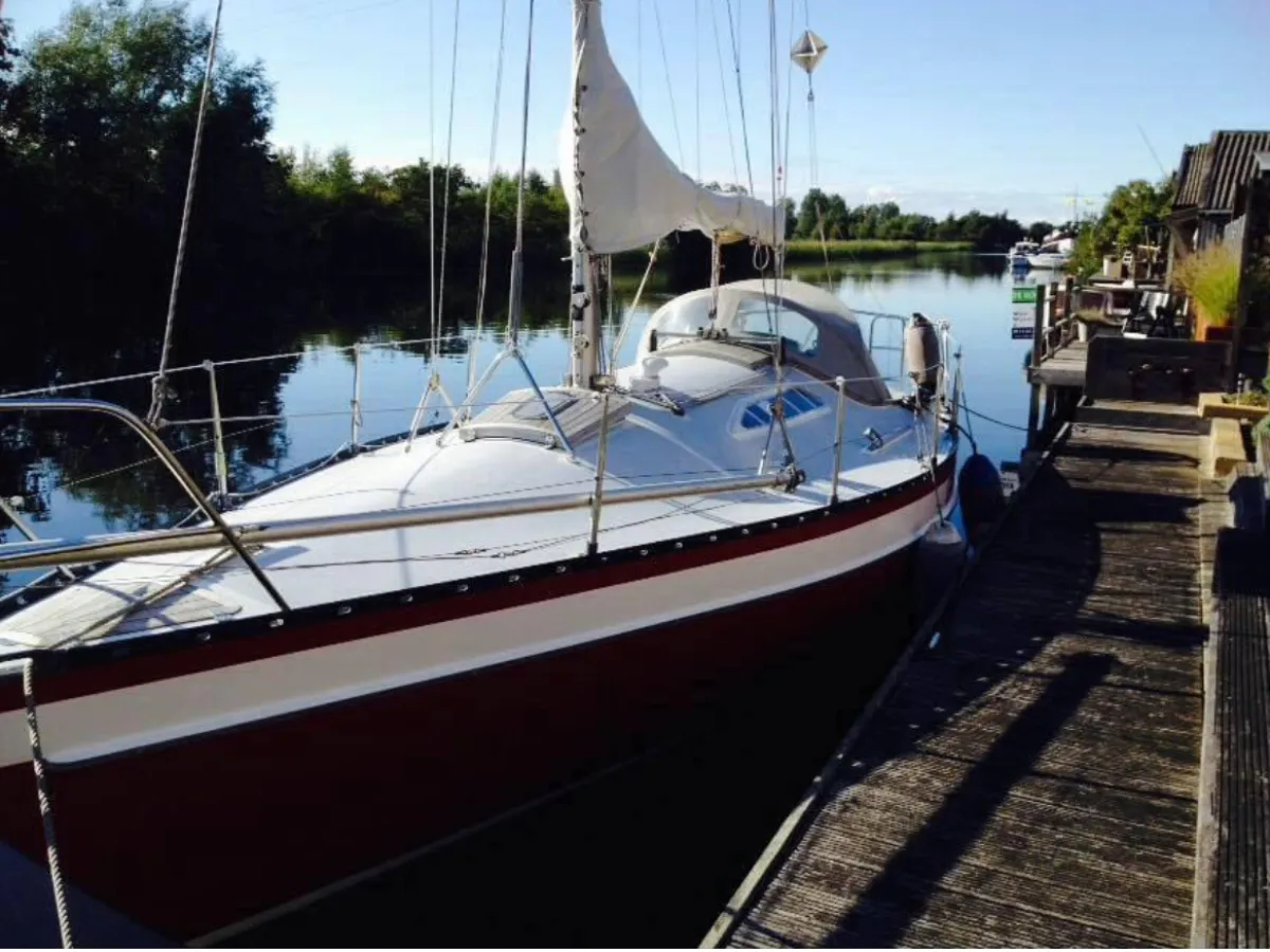 Wood Sailboat One Off 850