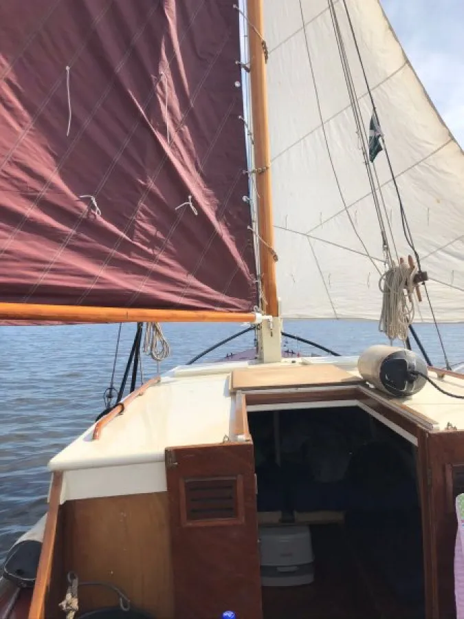 Steel Sailboat Sailing sloop 900