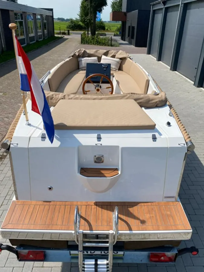 Polyester Sloop Lago Amore 595