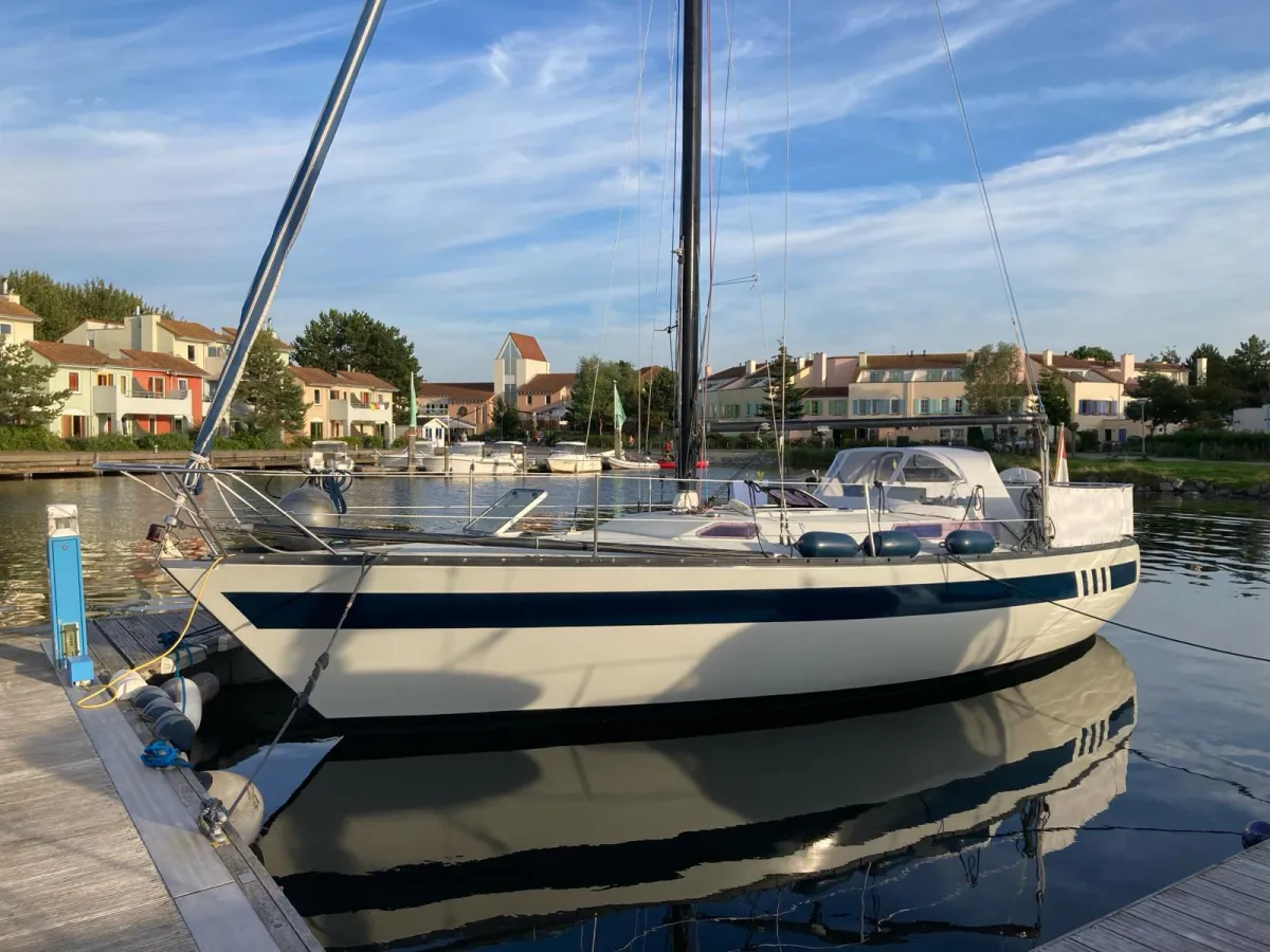 Polyester Sailboat Nordcantieri Panda 33