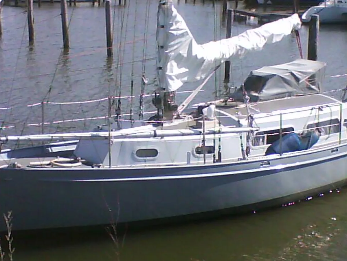 Steel sailboat Baron van Höevell 900