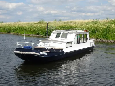 Steel Motorboat Westlander 1050 Photo 2