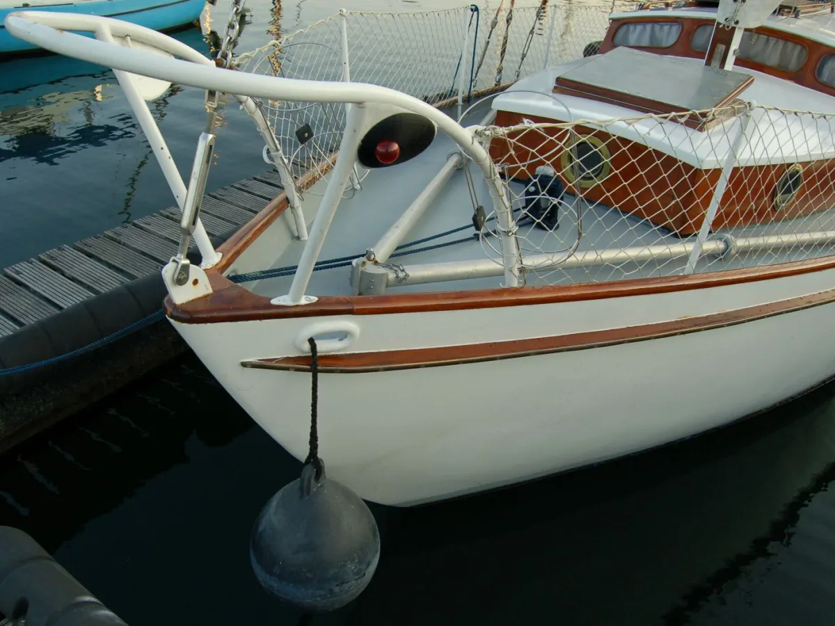 Staal Zeilboot Baron van Höevell 850