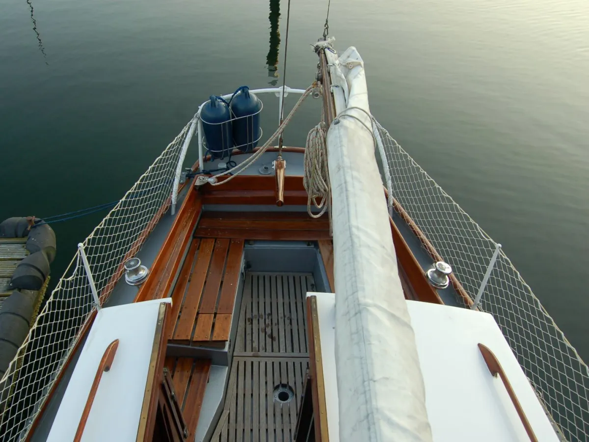 Staal Zeilboot Baron van Höevell 850