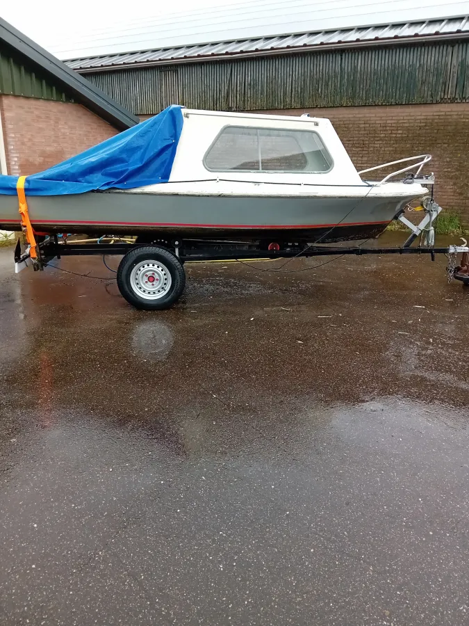 Polyester Motorboat Placom 430