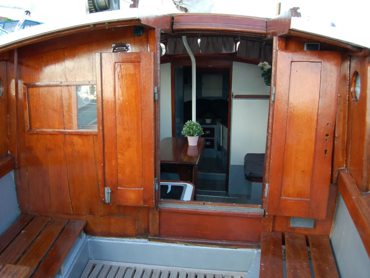 Staal Zeilboot Baron van Höevell 850