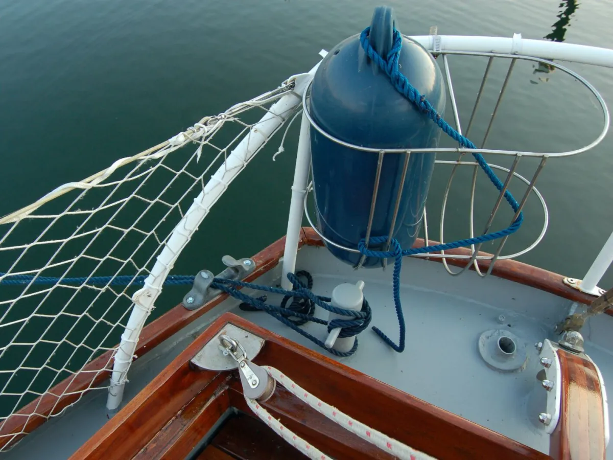 Staal Zeilboot Baron van Höevell 850