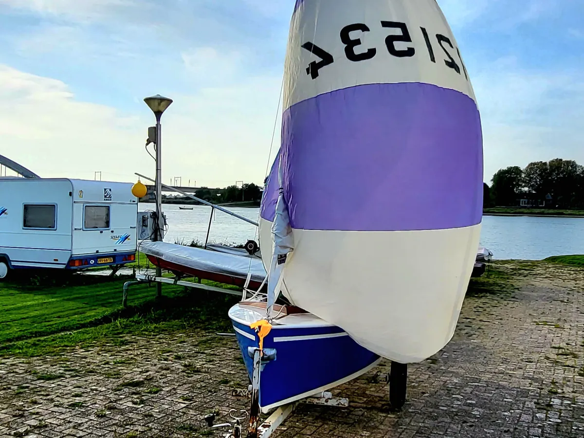 Wood Sailboat Vaurien 408