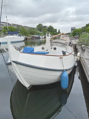 Steel sailboat Vollenhovense bol Platbodem Photo 1