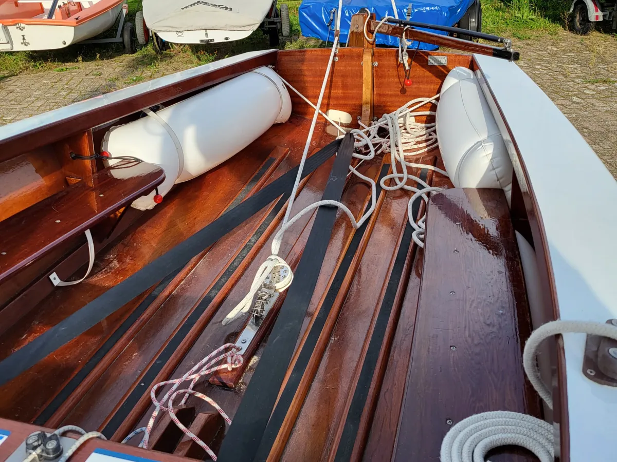 Wood Sailboat Vaurien 408