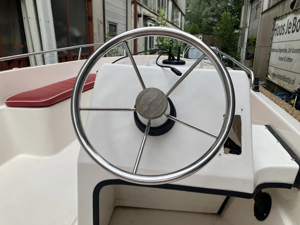 Polyester Barque Garda Captain 450 Classic