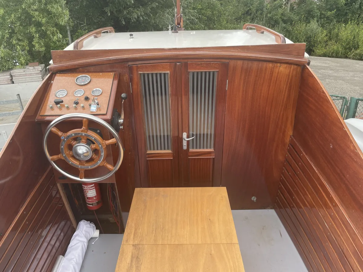 Staal Motorboot Draaisma Notarisboot