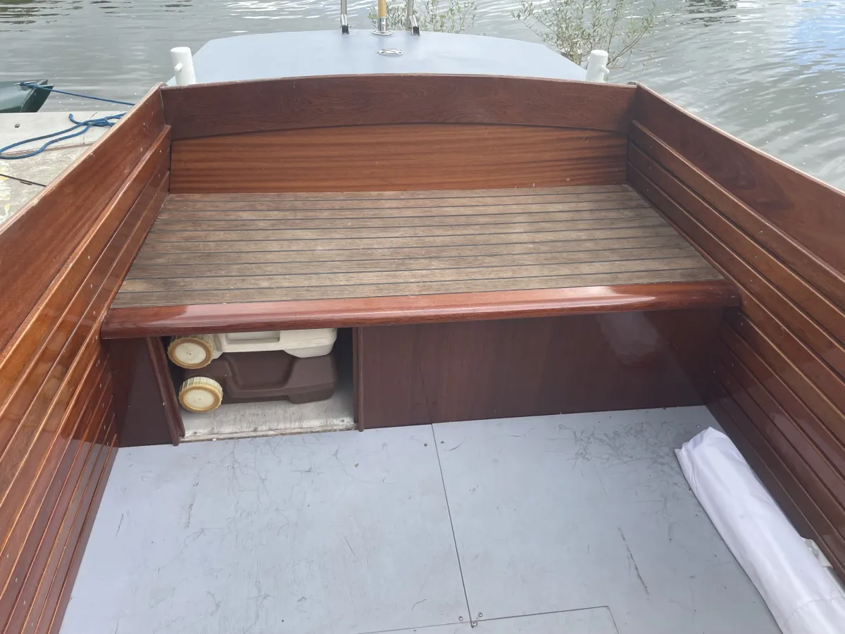 Staal Motorboot Draaisma Notarisboot