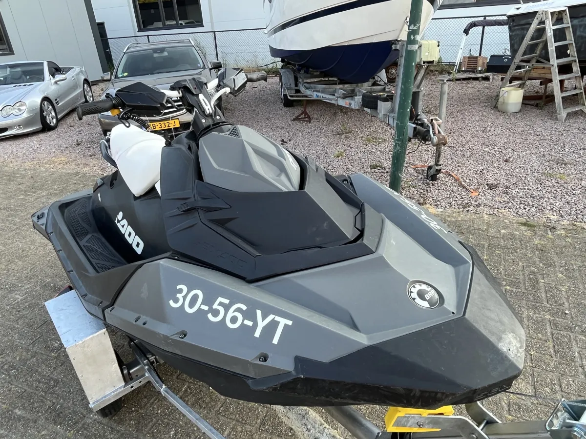 Polyester Jetski Sea-Doo Spark 900 HO 2kp