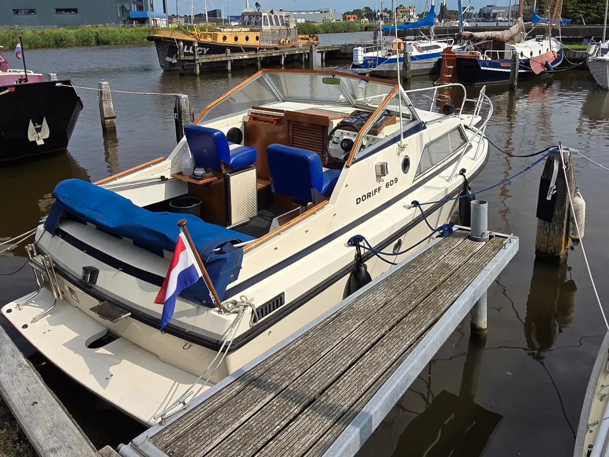 Polyester Motorboat Doriff 609