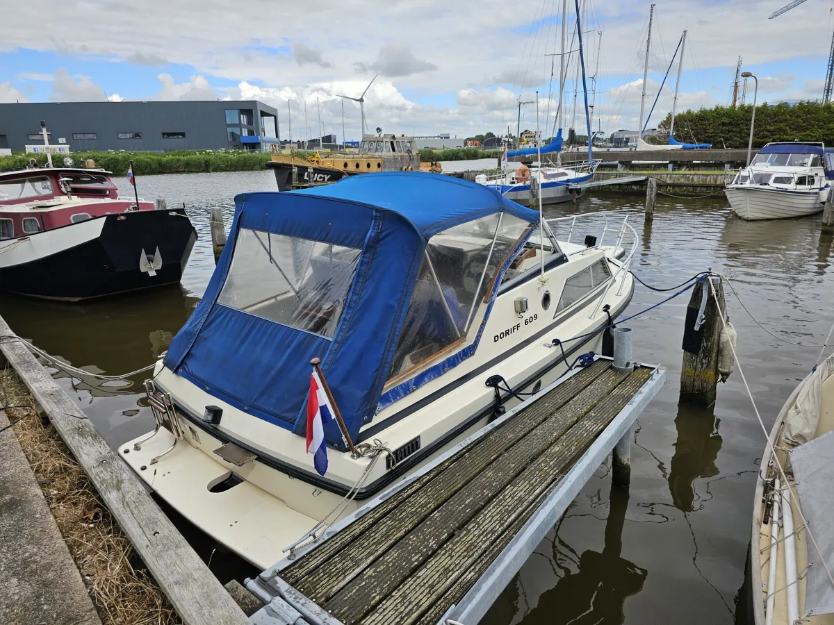 Polyester Motorboat Doriff 609