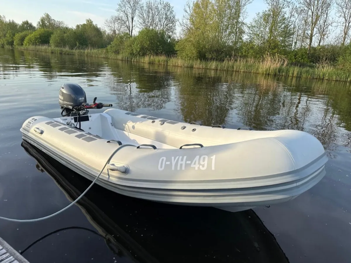 Autre matériau RIB Diesel Rubbing 400