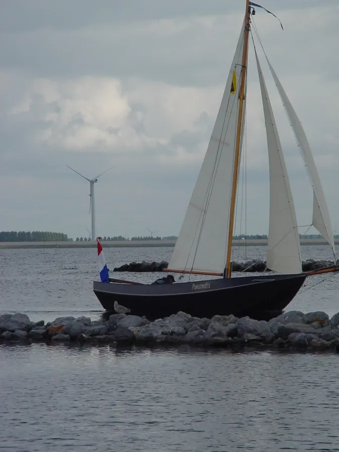 Staal Open zeilboot Lelievlet 725