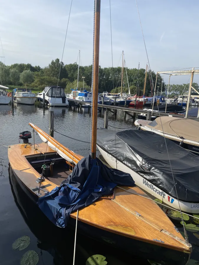 Hout Open zeilboot BM 16m2