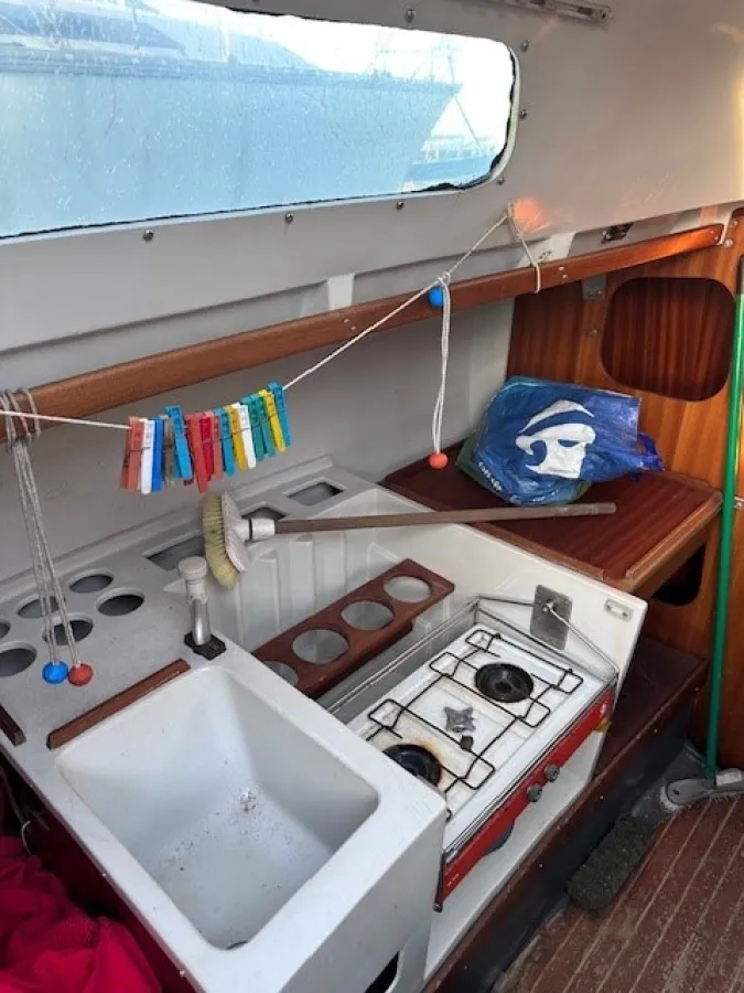 Polyester Sailboat Mallard Start 7