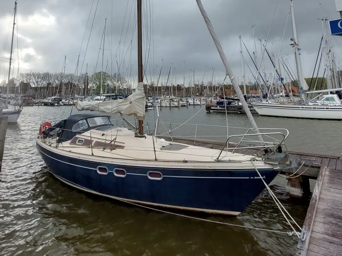 Polyester Sailboat Dehler Optima 92