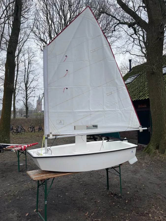 Polyester Open zeilboot Optimist Dragon Marine BV