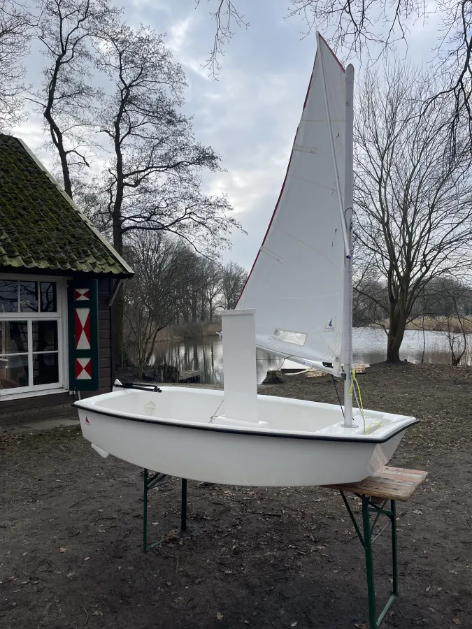 Polyester Open zeilboot Optimist Dragon Marine BV