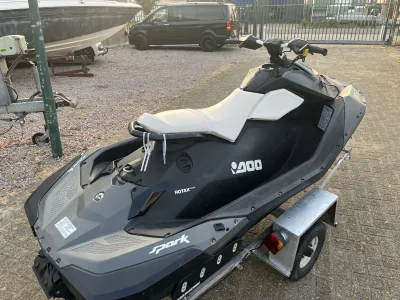 Polyester Jetski Seadoo Spark Foto 6