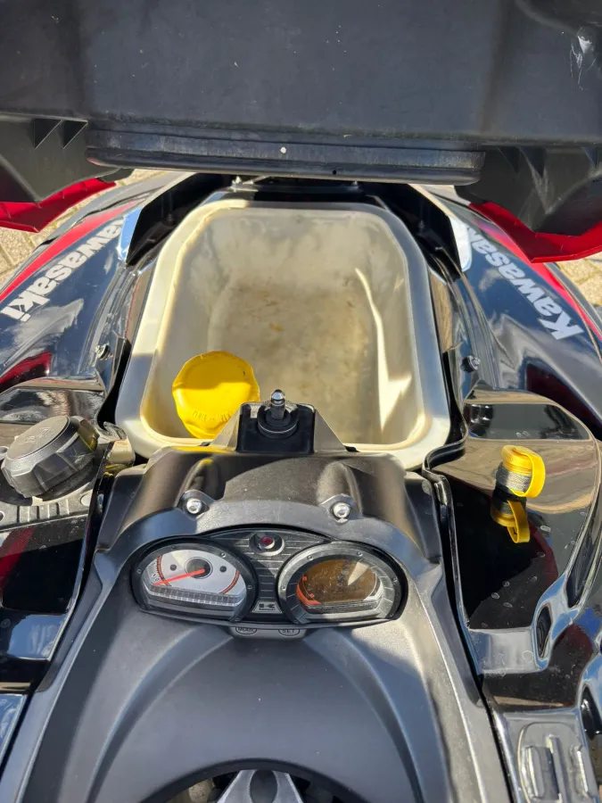 Polyester Jetski Kawasaki Ultra 260X