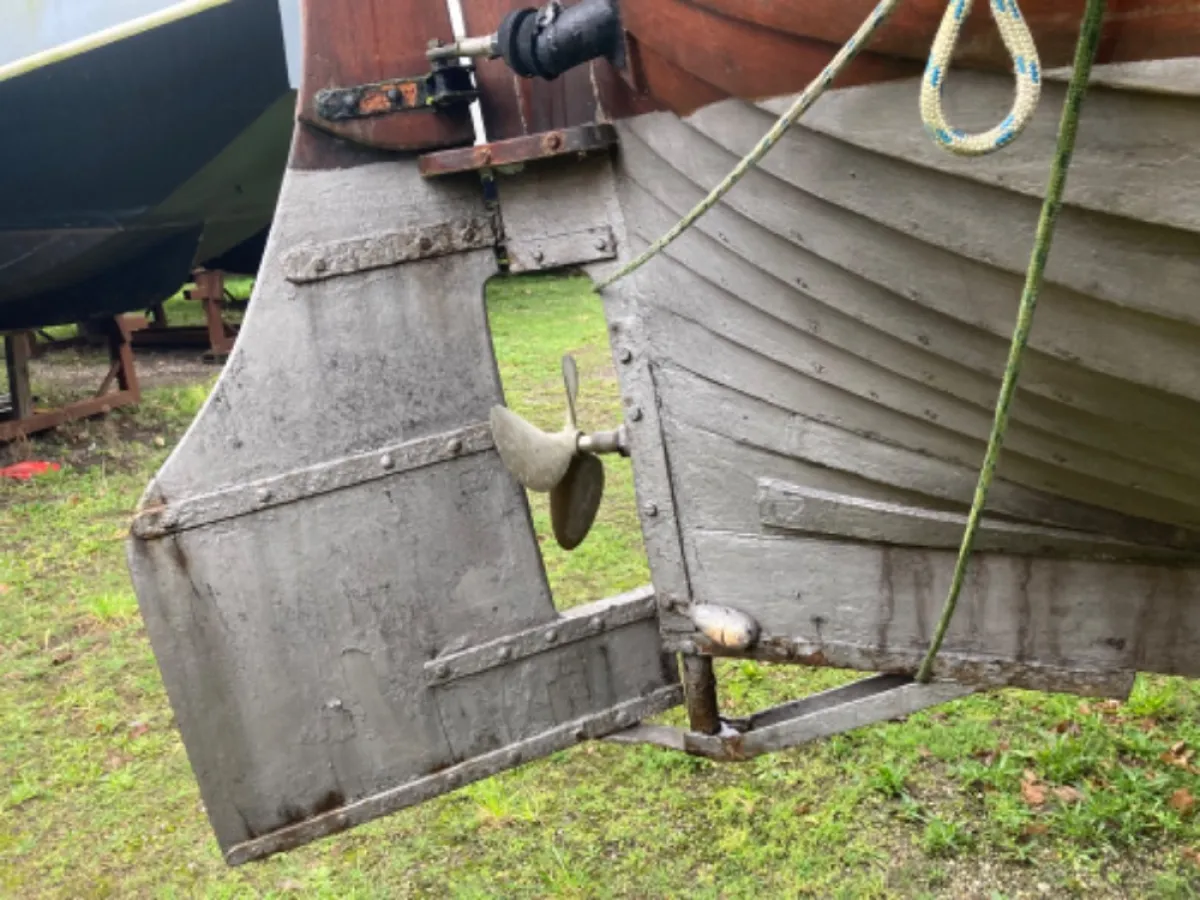 Bois Voilier Sloop à voiles 850