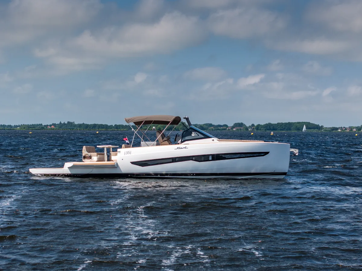 Polyester Speedboat Fiart Seawalker 35