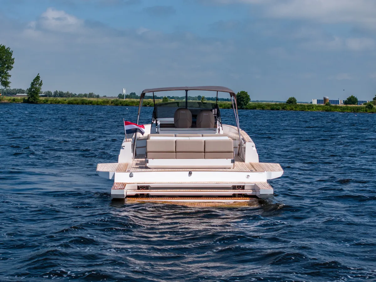 Polyester Bateau rapide Fiart Seawalker 35