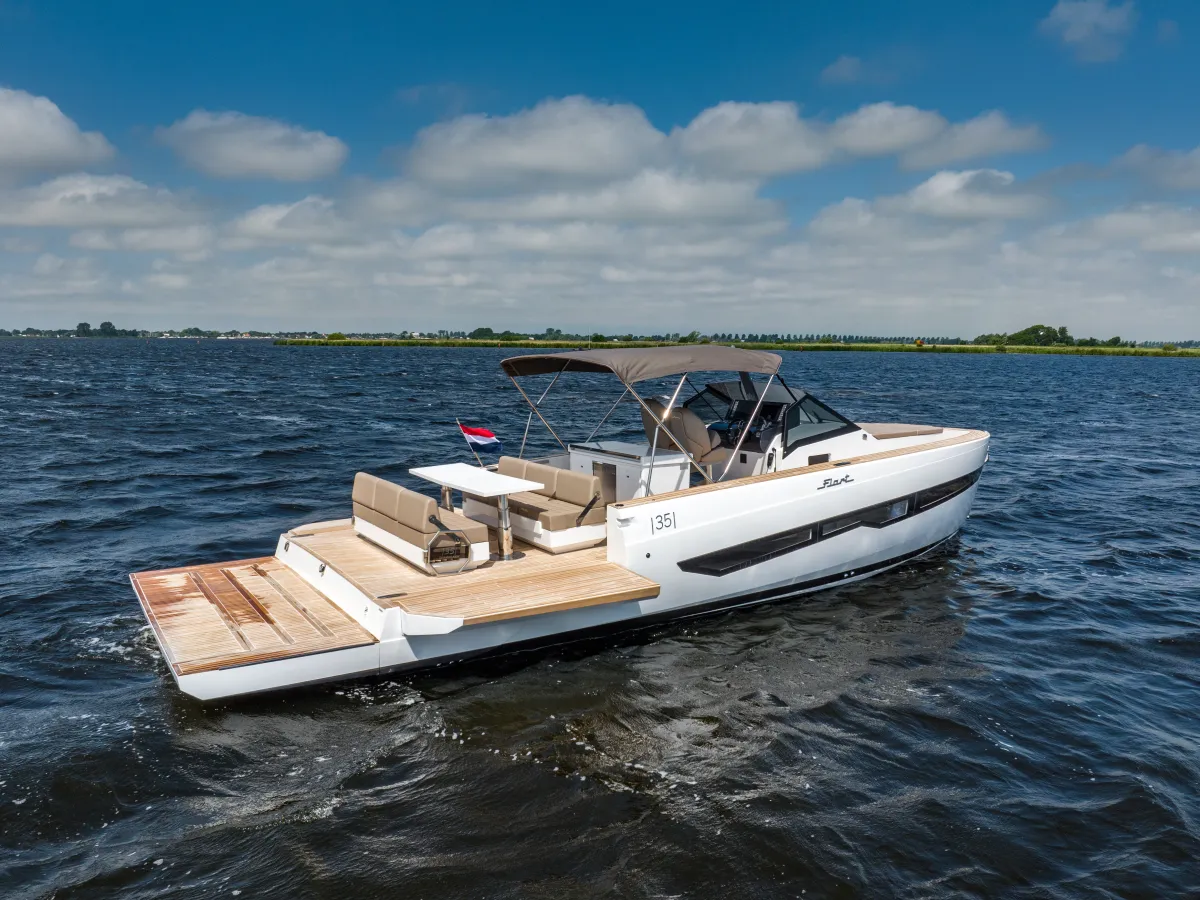 Polyester Speedboat Fiart Seawalker 35