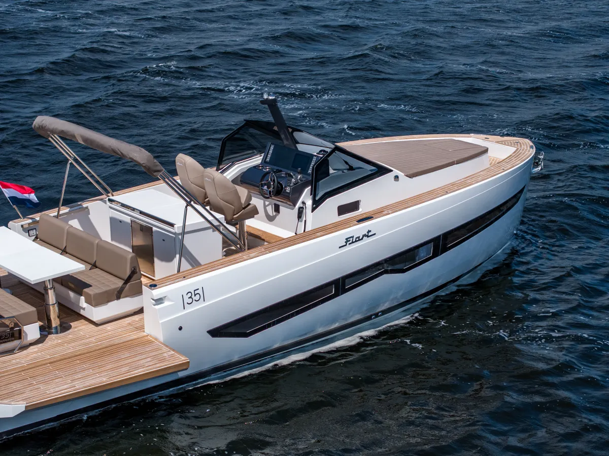 Polyester Speedboat Fiart Seawalker 35