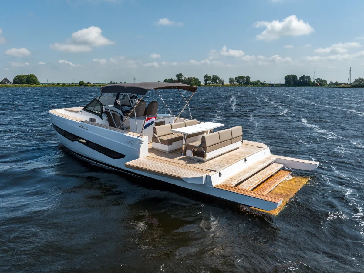 Polyester Speedboat Fiart Seawalker 35