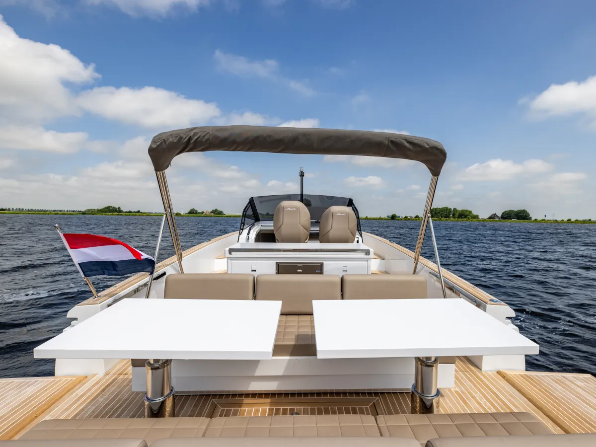 Polyester Bateau rapide Fiart Seawalker 35