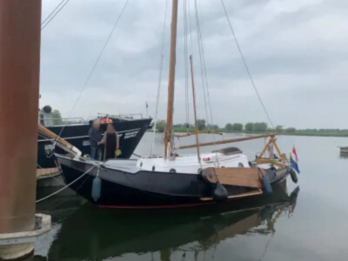 Staal Zeilboot Vermolen Zeeschouw