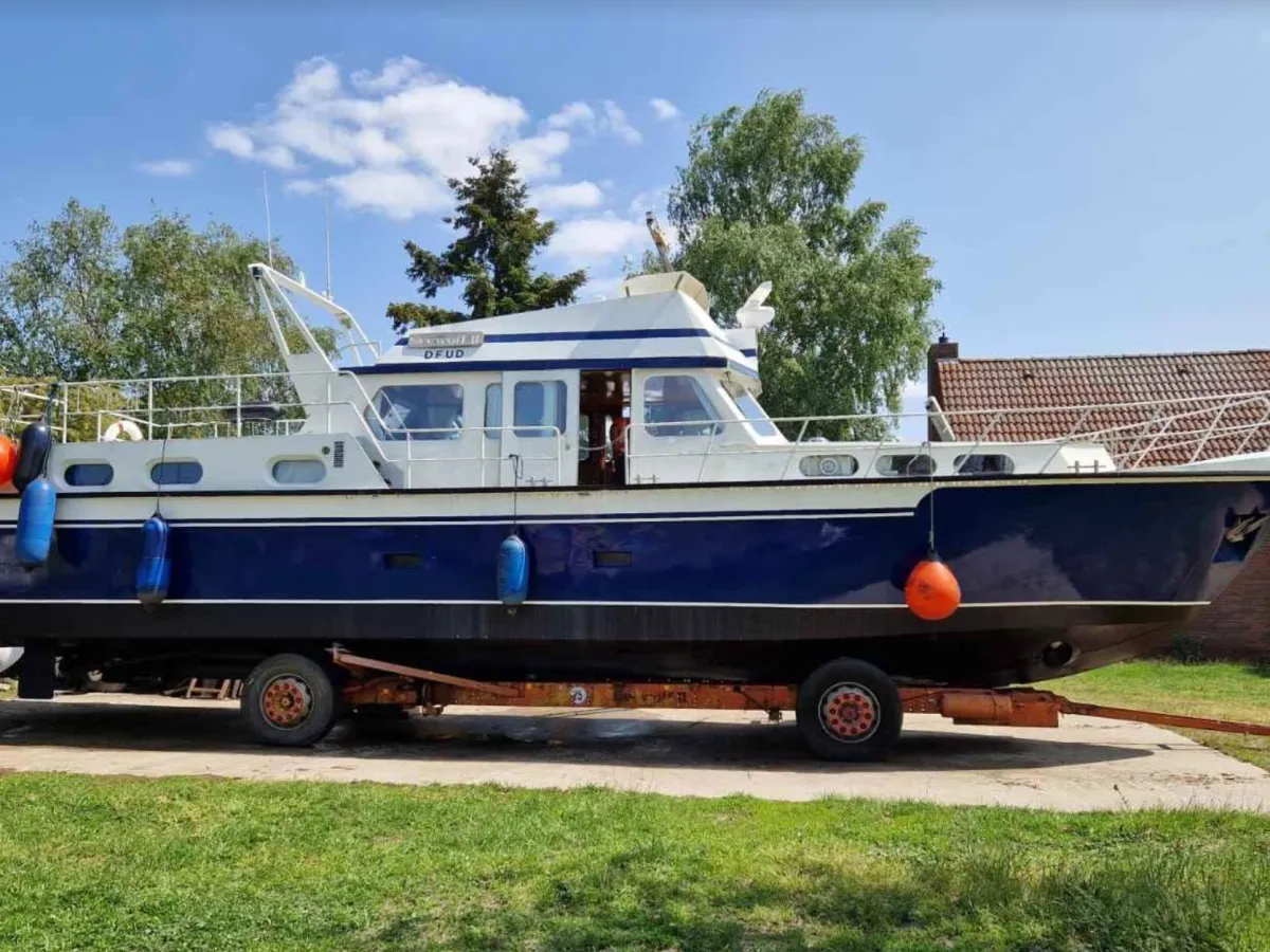 Steel Motorboat Motor cruiser 1463