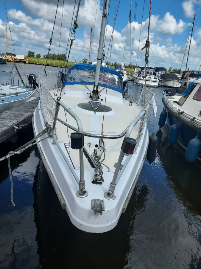 Polyester Sailboat Etap 22