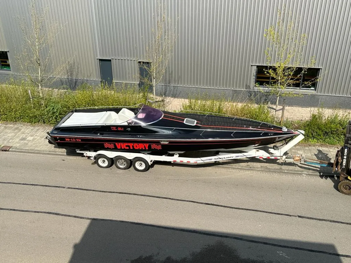 Polyester Speedboat Tullio Abbate 36