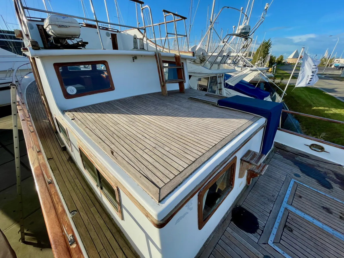 Polyester Motorboat Eurobanker 44ft Pacific Trawler