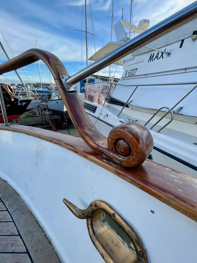 Polyester Motorboat Eurobanker 44ft Pacific Trawler