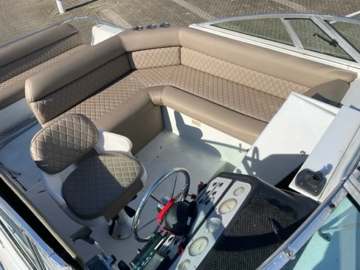 Polyester Speedboat Rinker Fiesta