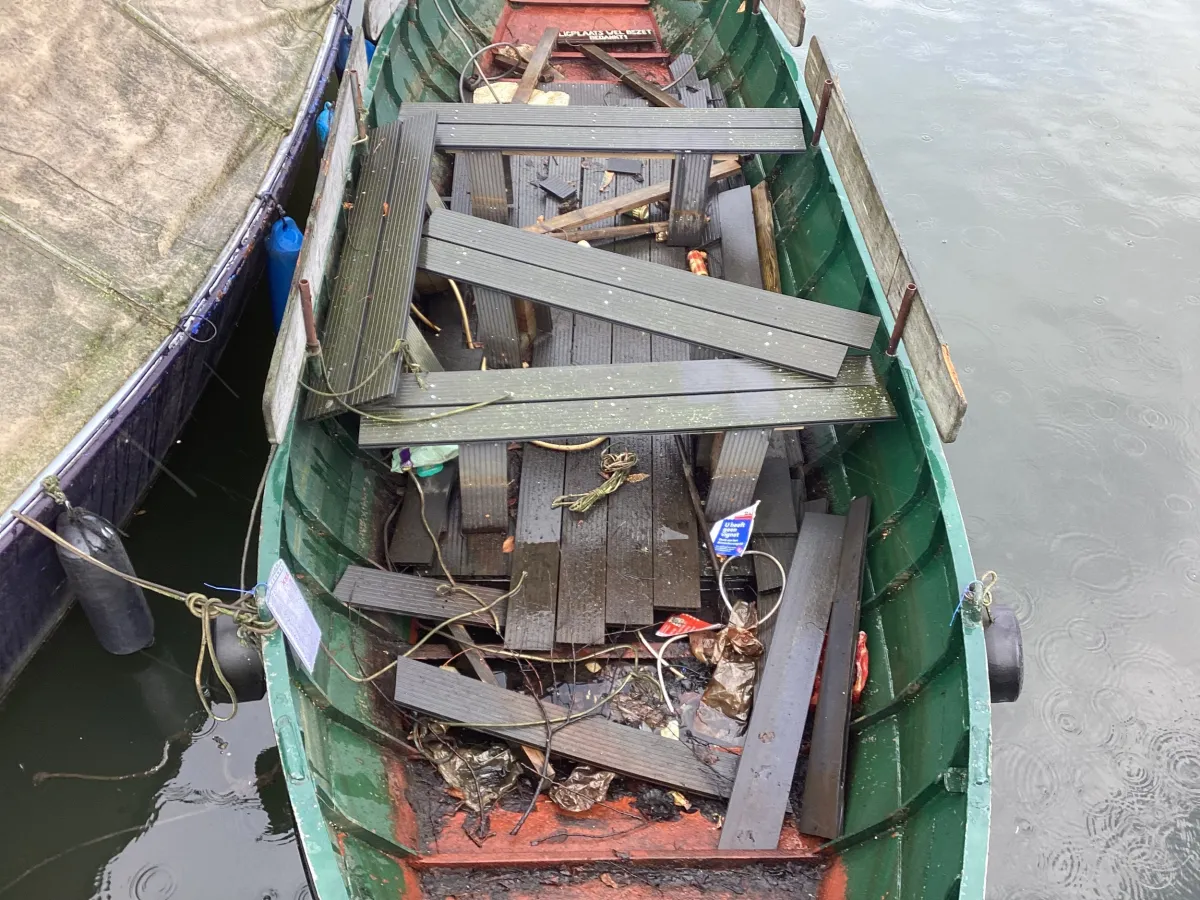 Steel Budgetboat Praam 800