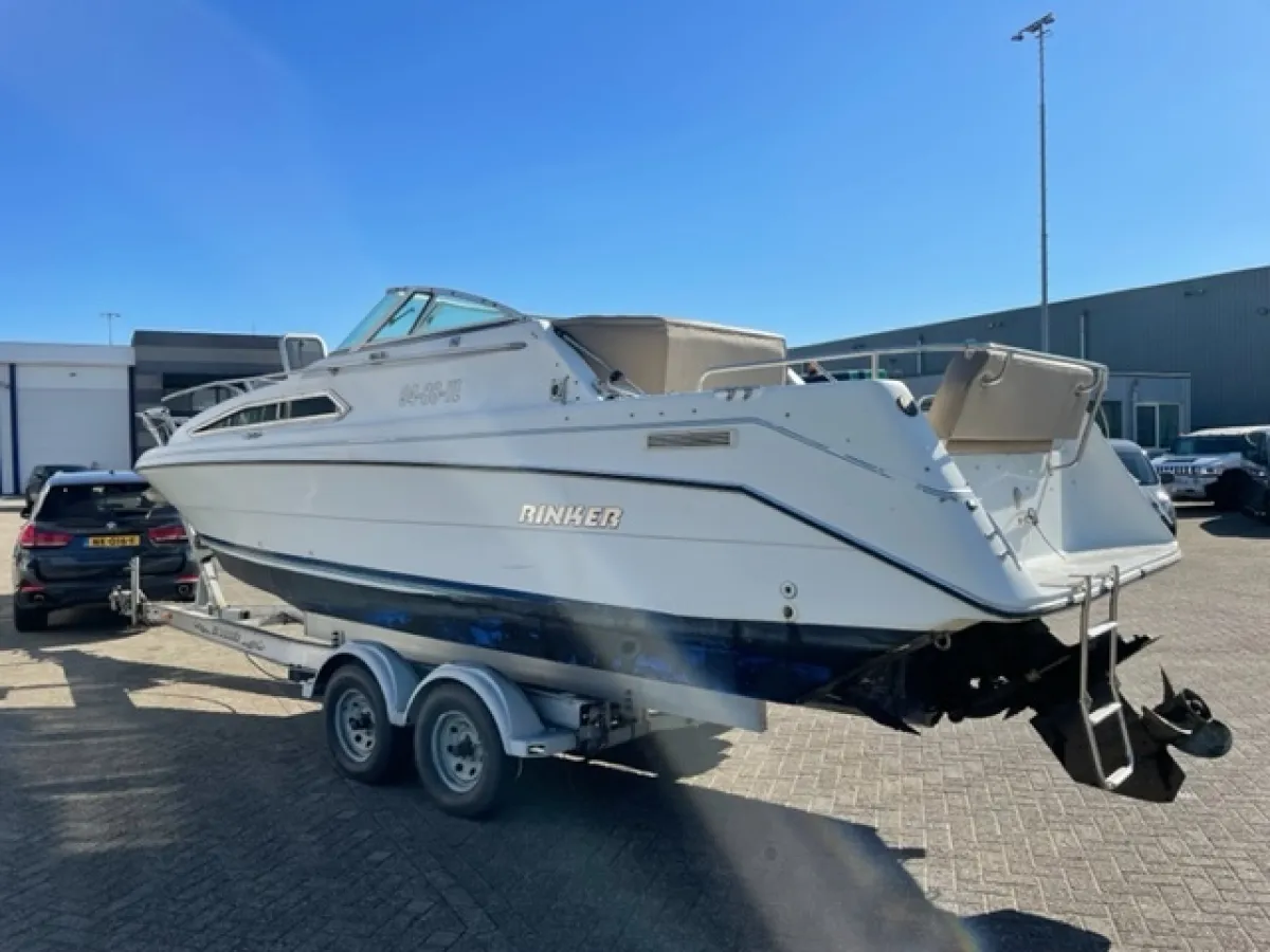 Polyester Speedboat Rinker Fiesta