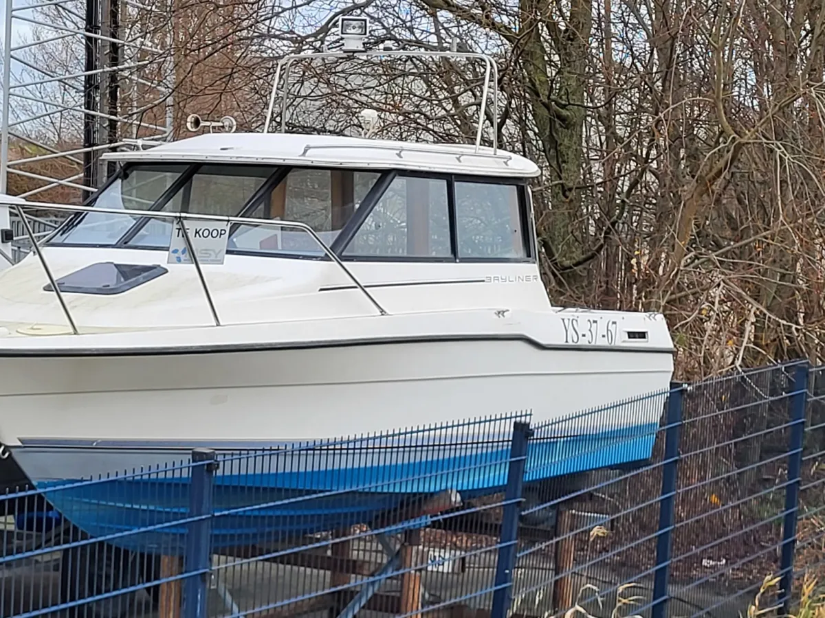 Polyester Motorboat Bayliner Trophy 2359