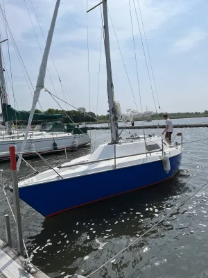 Polyester Sailboat Challenger Europe Photo 1