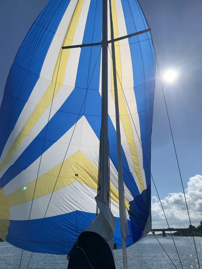 Polyester Sailboat Challenger Europe