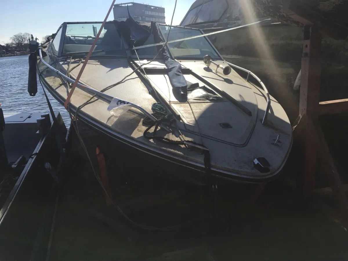 Polyester Budgetboat Sea Ray 600