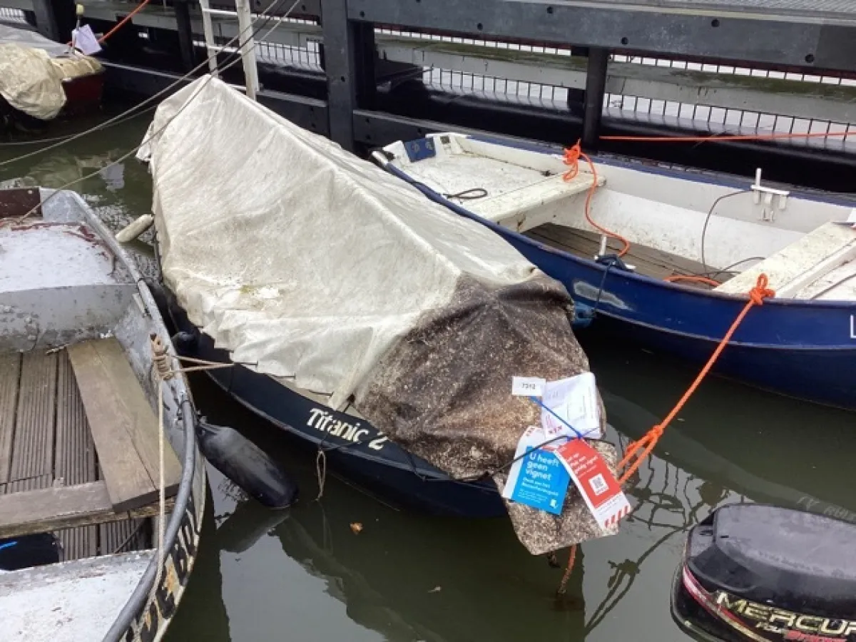 Acier Bateau économique Vlet 350